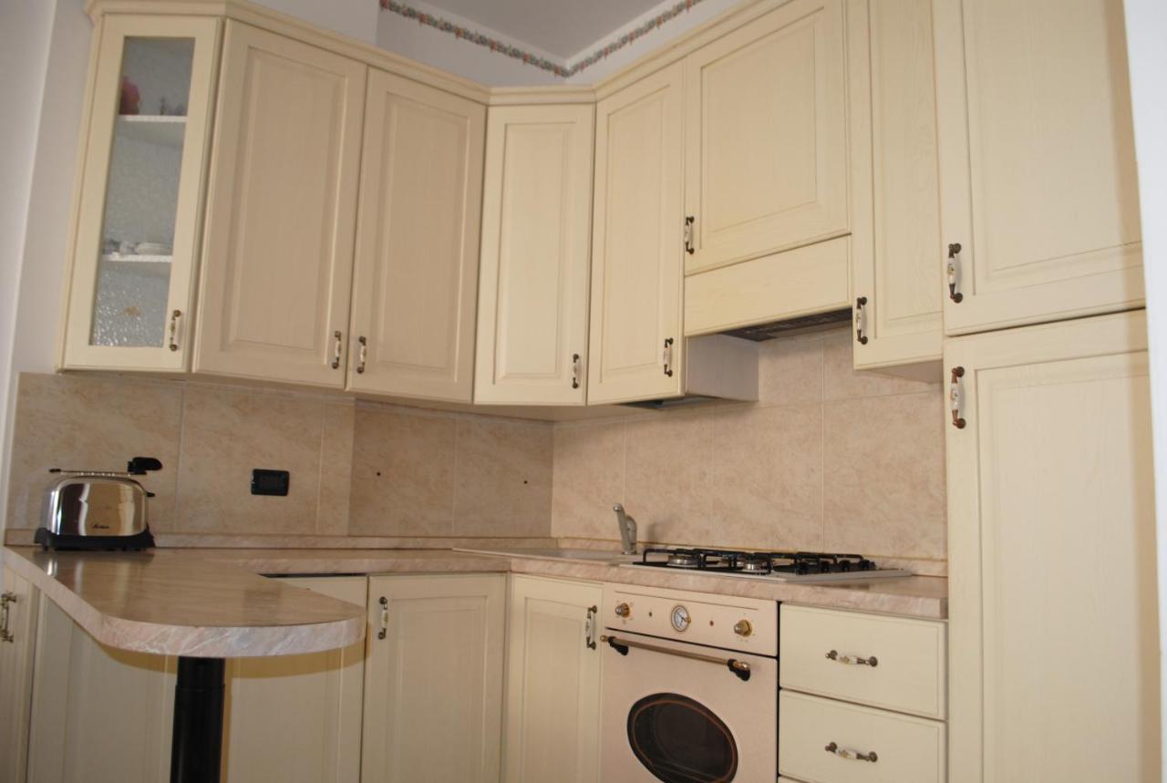 Appartamento A Marina dʼAndora מראה חיצוני תמונה